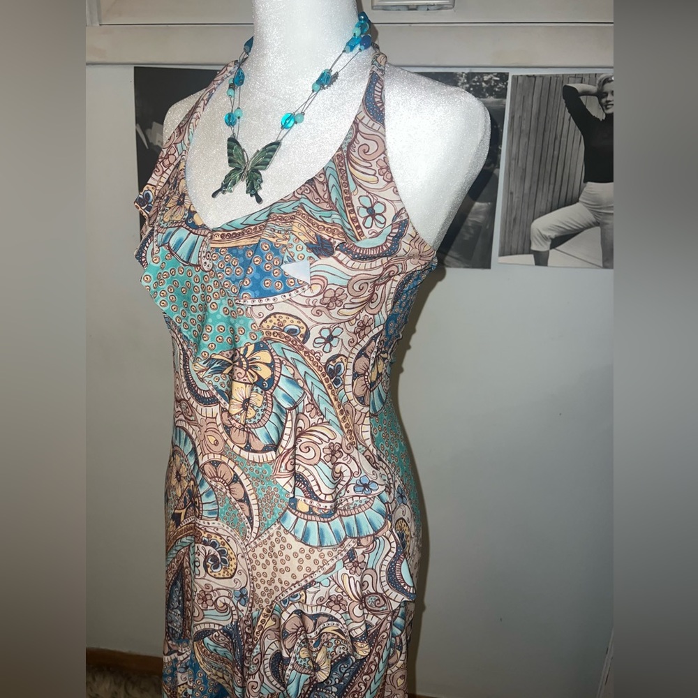 Elan Dress 🤍 - Picture 2 of 3